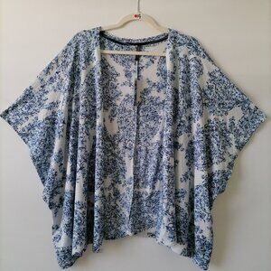 NWT Jaclyn Intimates Womens White Blue Open Front Abstract Print Cardigan Sz XL